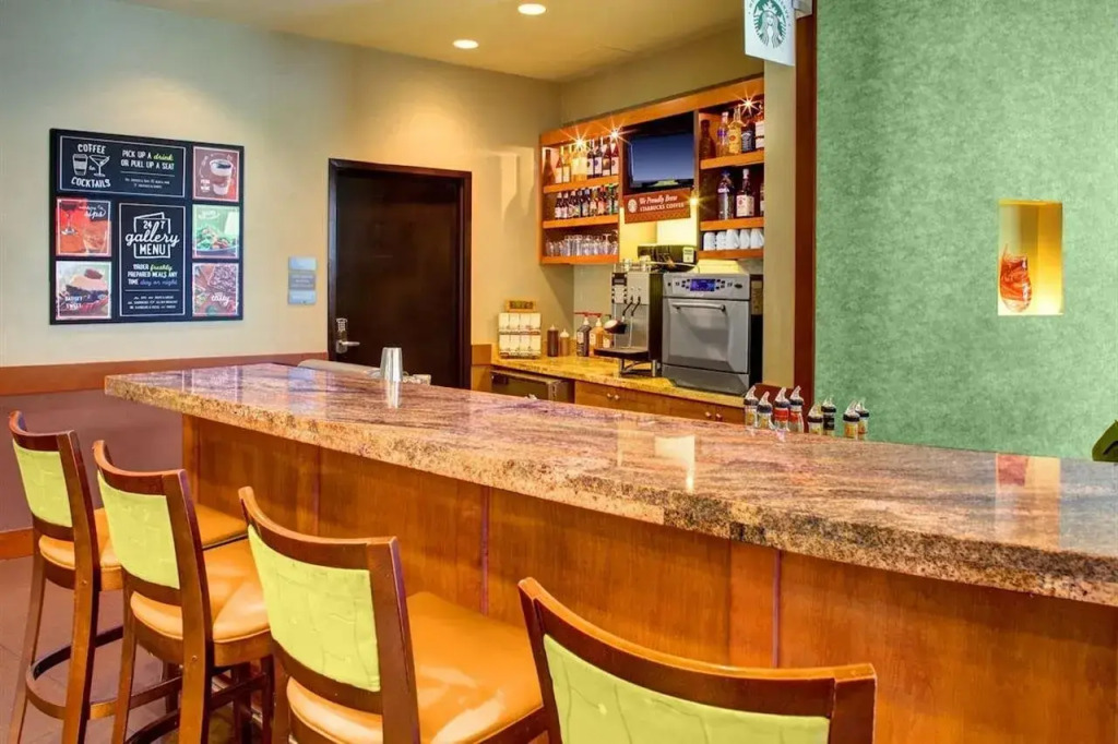 Hyatt Place Orlando Airport