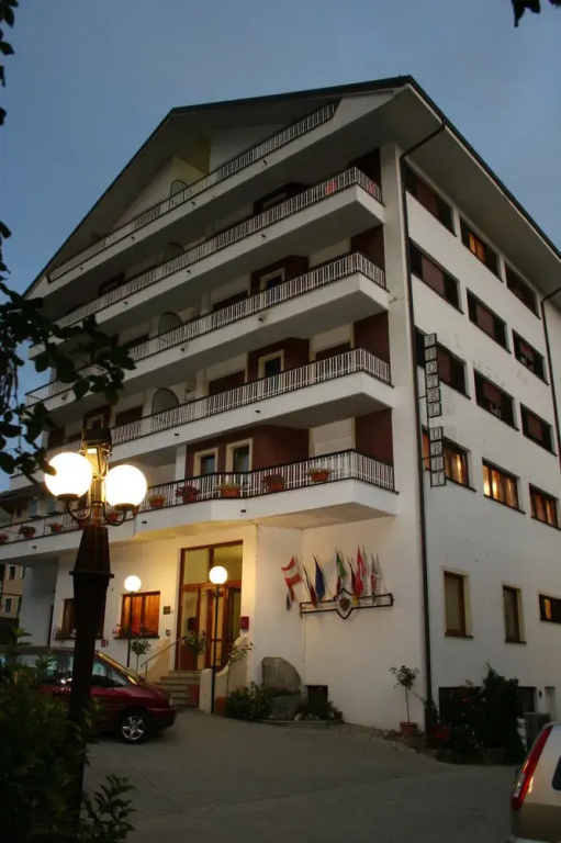Hotel Urri