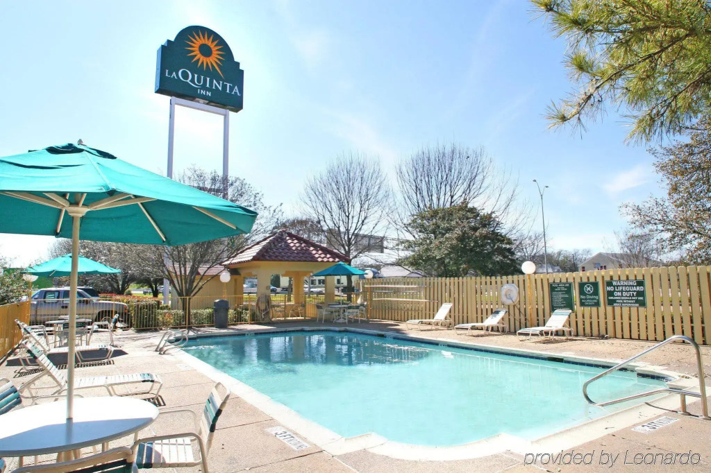 La Quinta Inn University