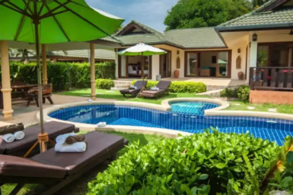 4 Bedroom Pool Villa Near Samrong Beach