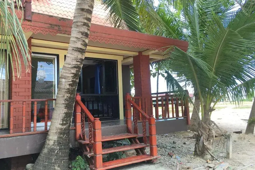 Sea Sun Moon Hostel
