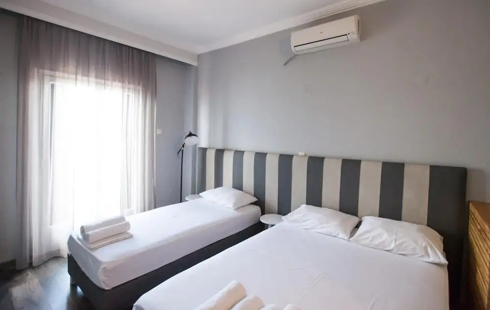Xenios Hotel