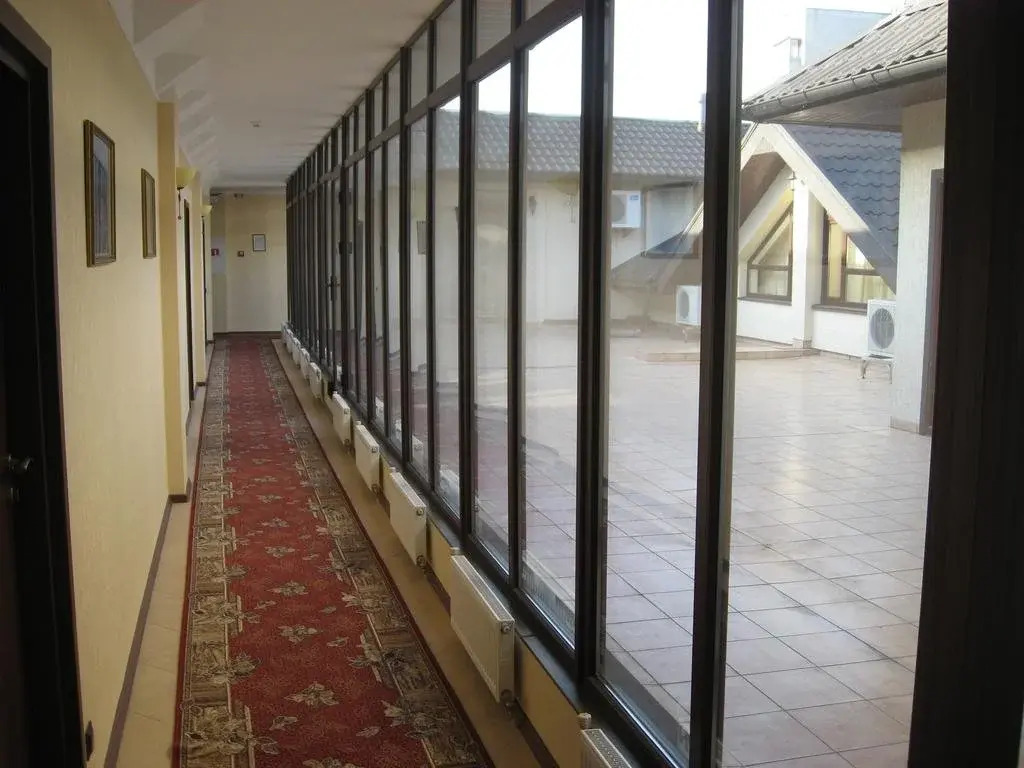 Shato Paradis Hotel