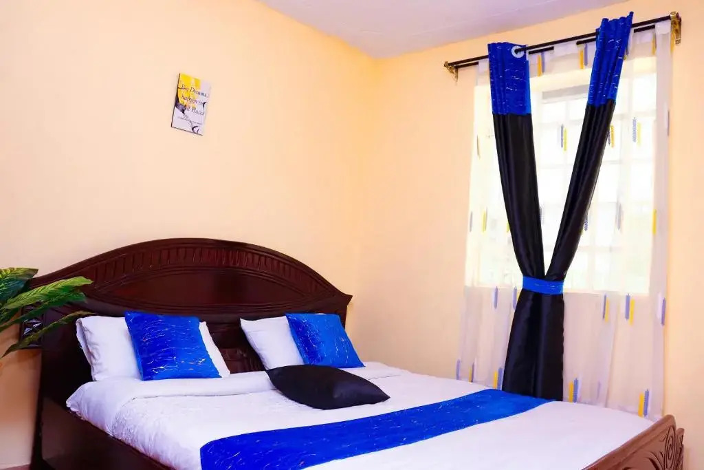 Yellow Magic 2 bedroom Apartment