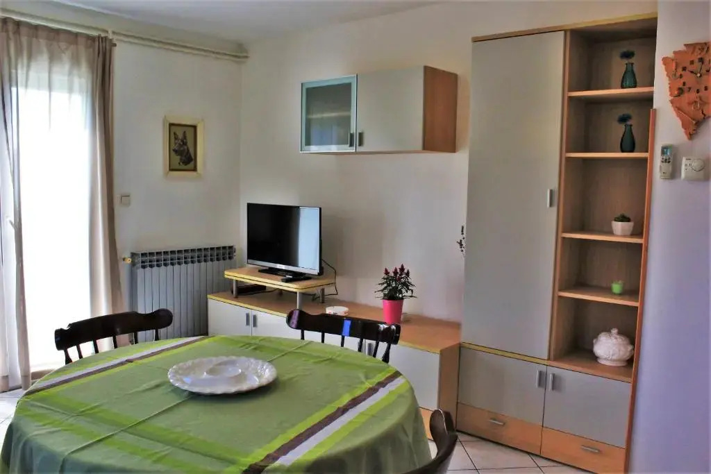 Apartment Eni