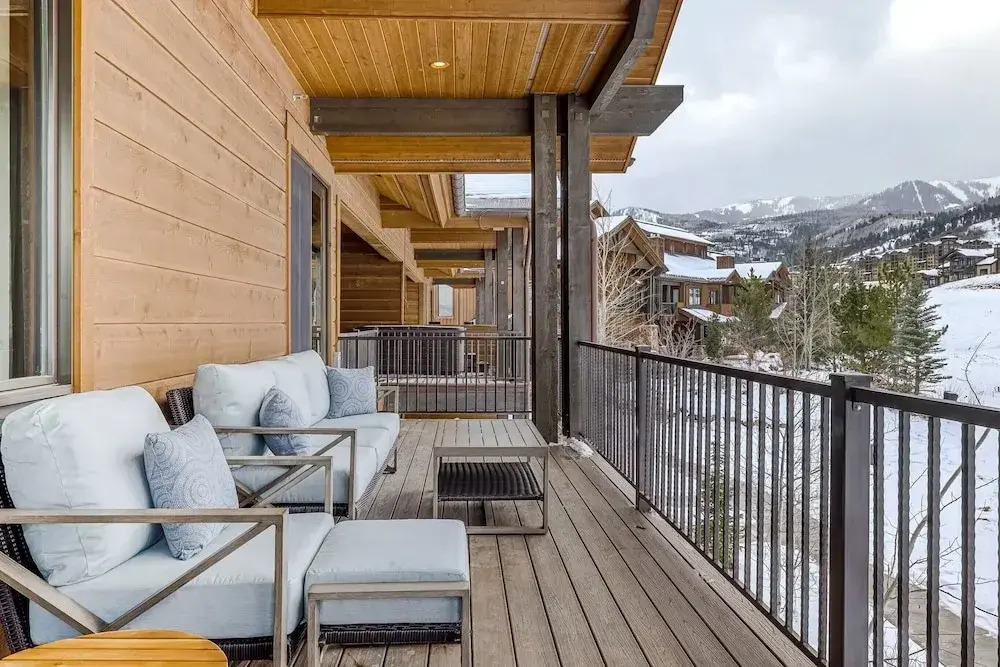 White Wolf by Avantstay Stunning Unit in Ideal Park City Location w/ Communal Pool & Hot Tub