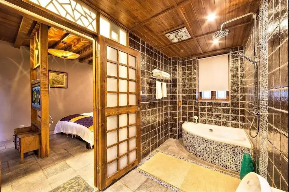 Lijiang Yunman Inn