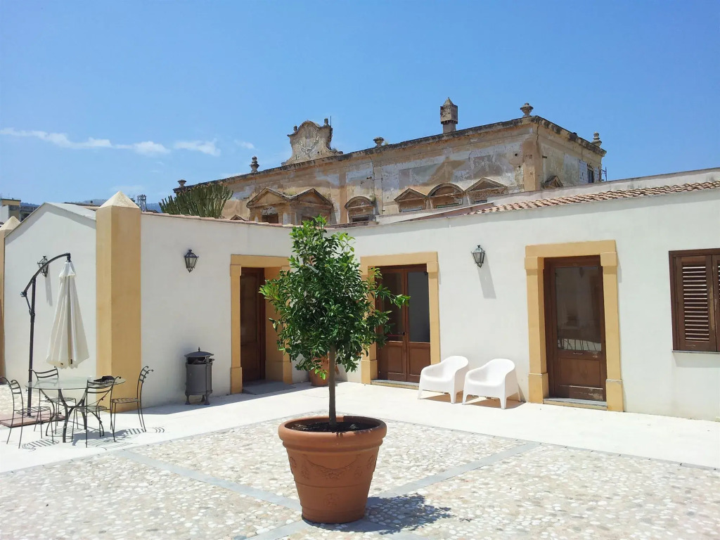 Villa Lampedusa