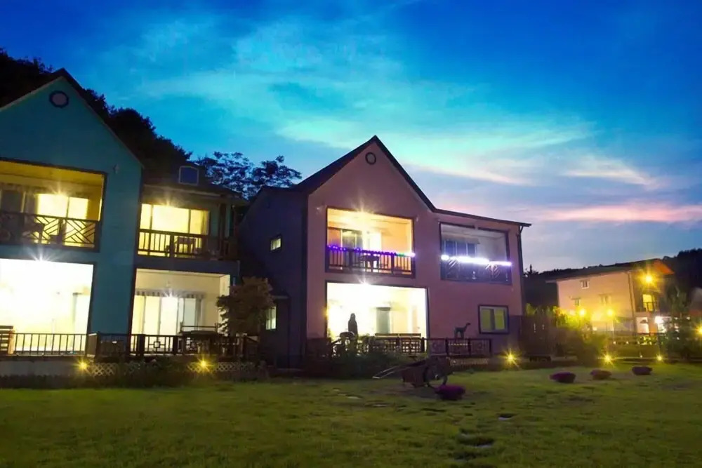 Yangyang Happyplace pet Resort Pension