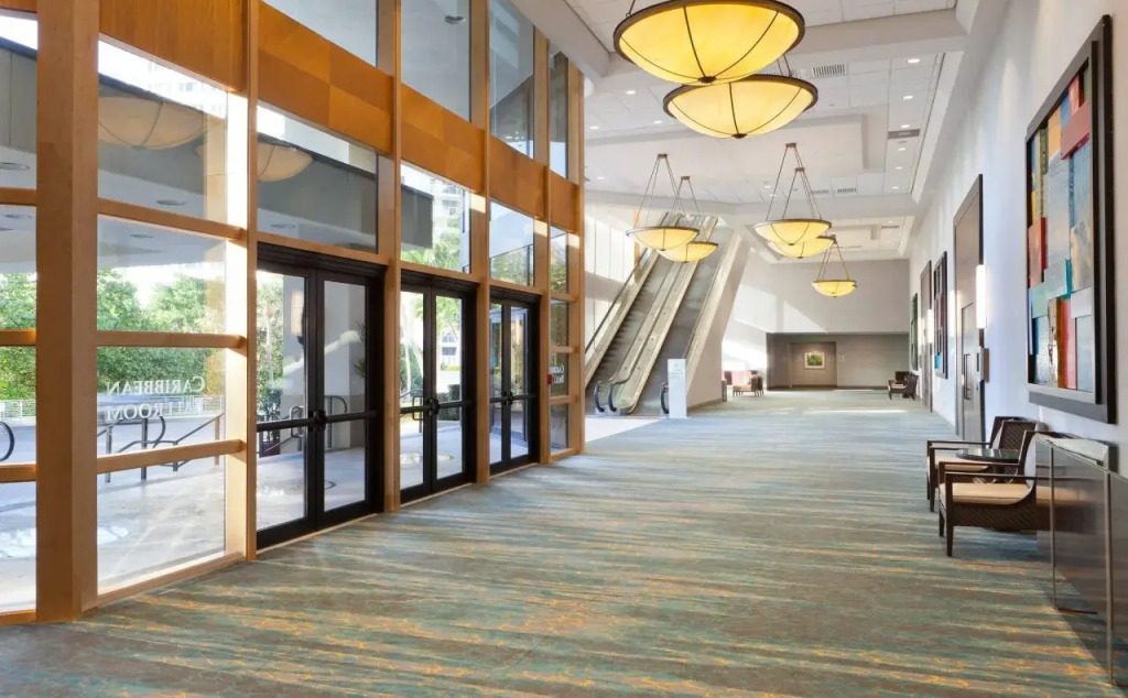 Fort Lauderdale Marriott Harbor Beach Resort & Spa