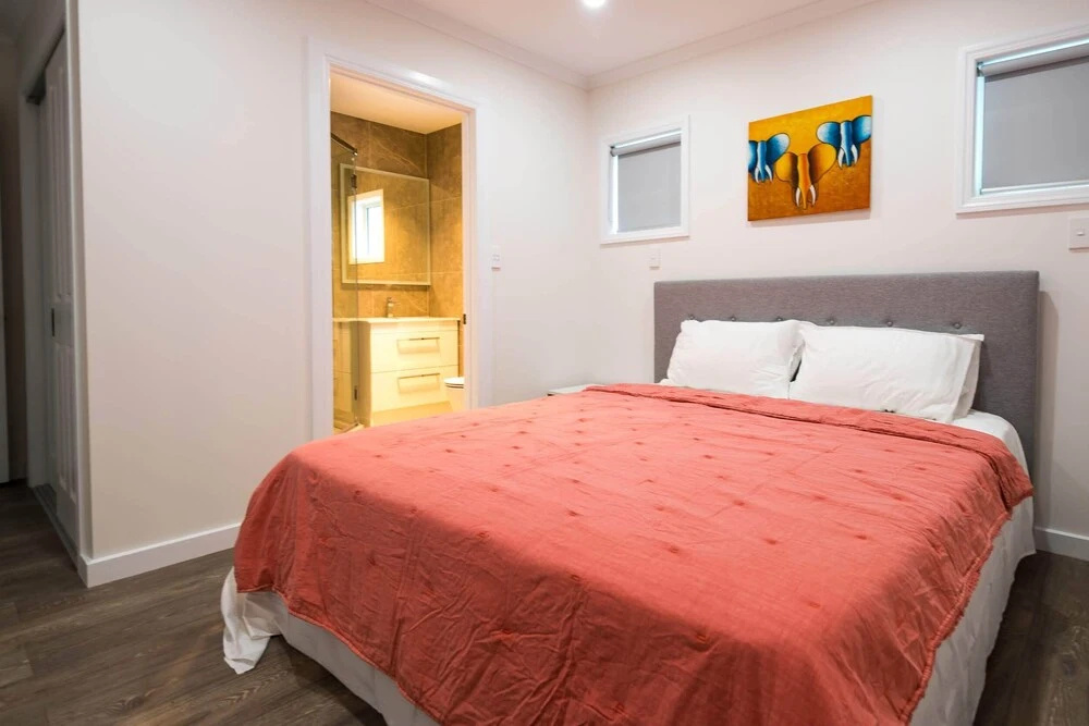 Brand New 5BR home with view of the sea