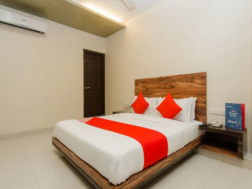 Hotel Sai Comforts