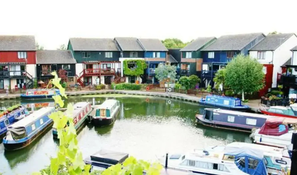 One Bed Apartment Near Heathrow