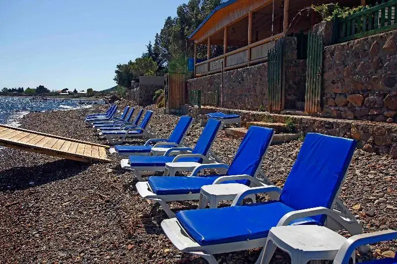 Zena Beach Bungalows