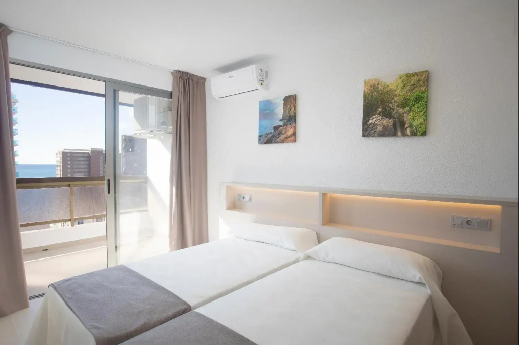 Aparthotel BCL Levante Lux