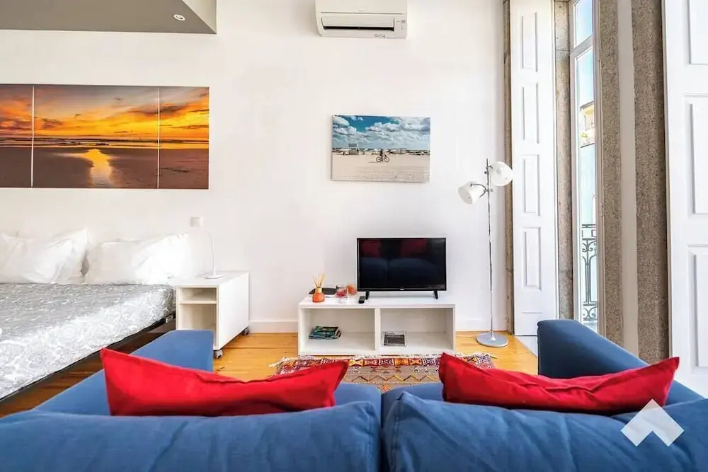Mrtir1 · Bright Apartment Downtown Porto