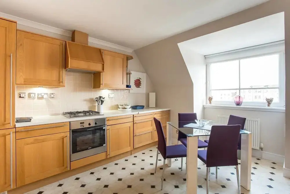 City Centre 3bed/3bath