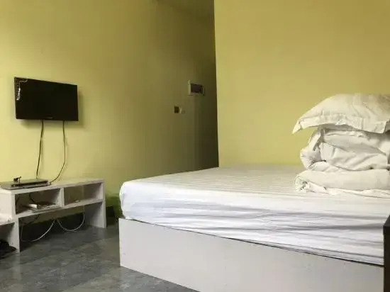the bitty M graden hotel