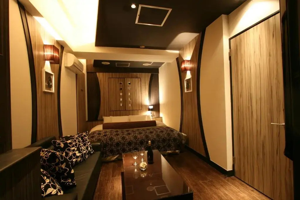Hotel VARKIN