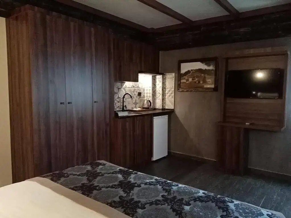 SARIGERME NEW GATE HOTEL