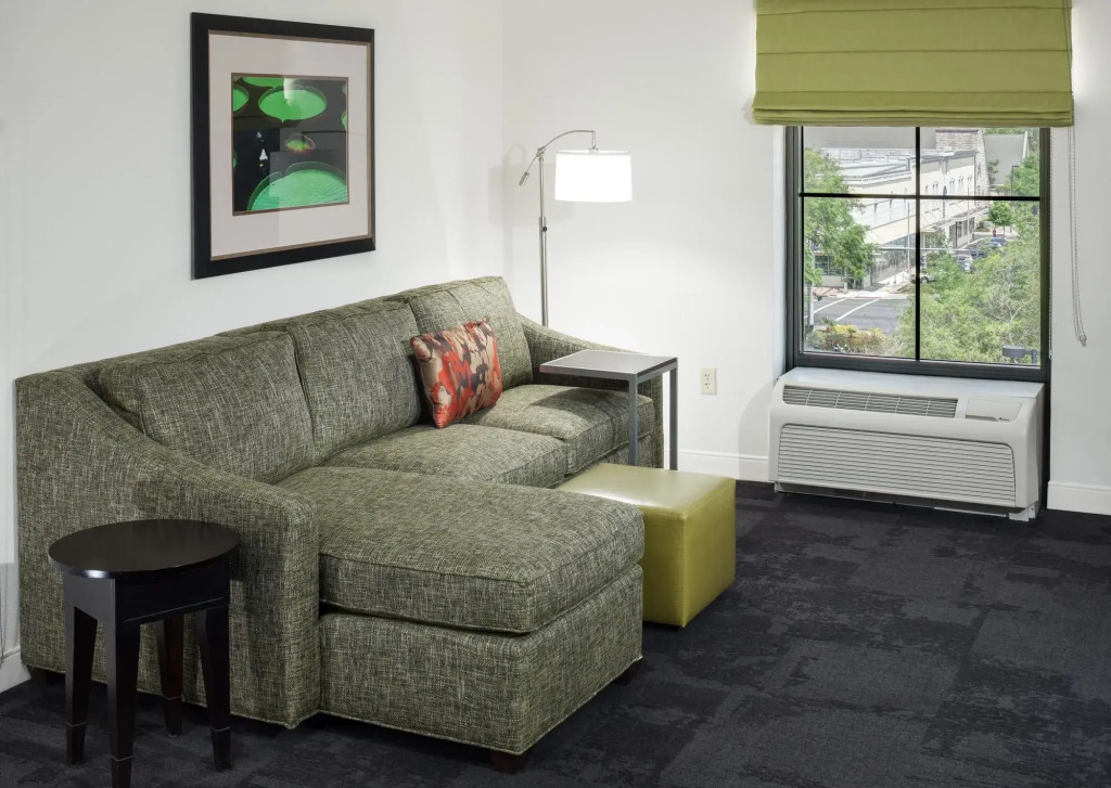 Hampton Inn & Suites Gainesville Downtown University