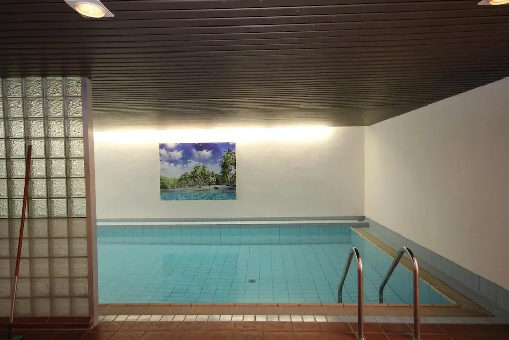 Hotel Restaurant Zum Jägerheim mit Innenpool