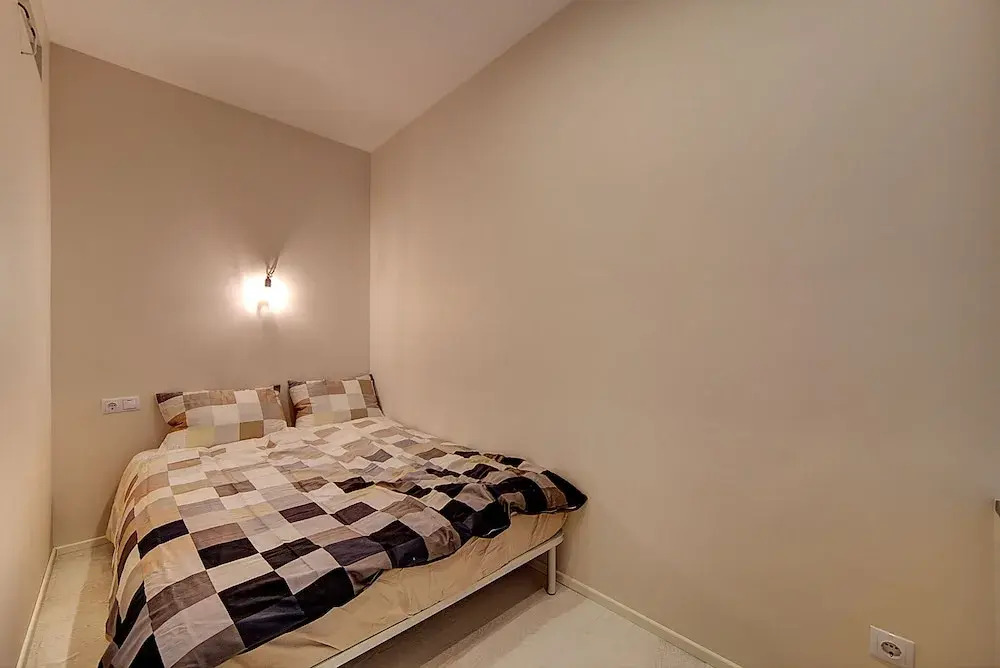 Home4day Apartment on Griboyedov Canal