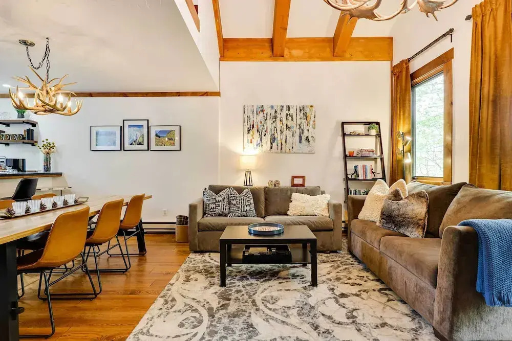 Elegant Vail Home - Walk to Booth Falls Trail