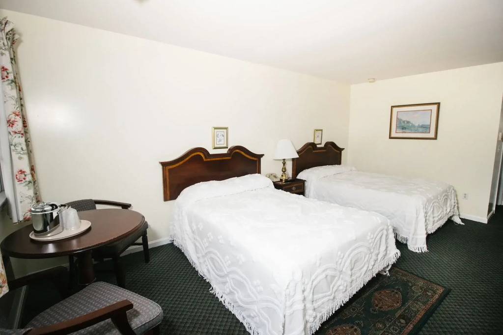 Taber Inn