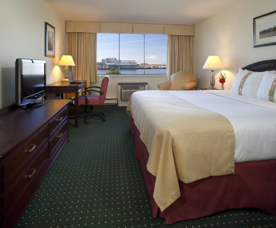 Holiday Inn Montreal Longueuil by IHG