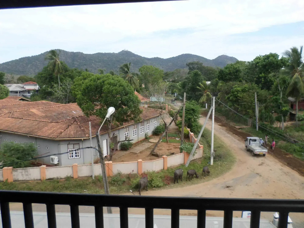 Rathna Holiday Resort
