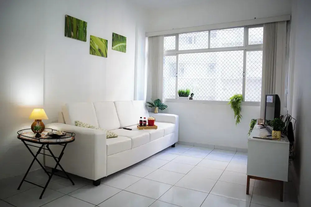 20 m from the beach in the center of Guarapari - Brazilian Corner