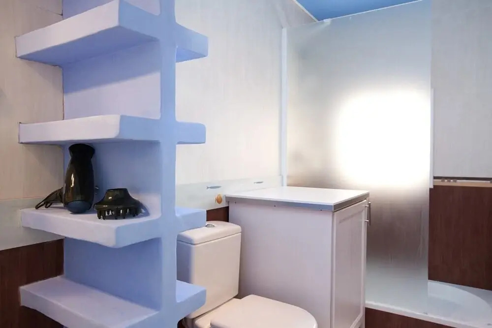Lovely 1-bed Penthouse in Lesseps