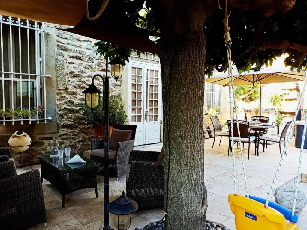 Demeure Vigneronne De Charme B&B