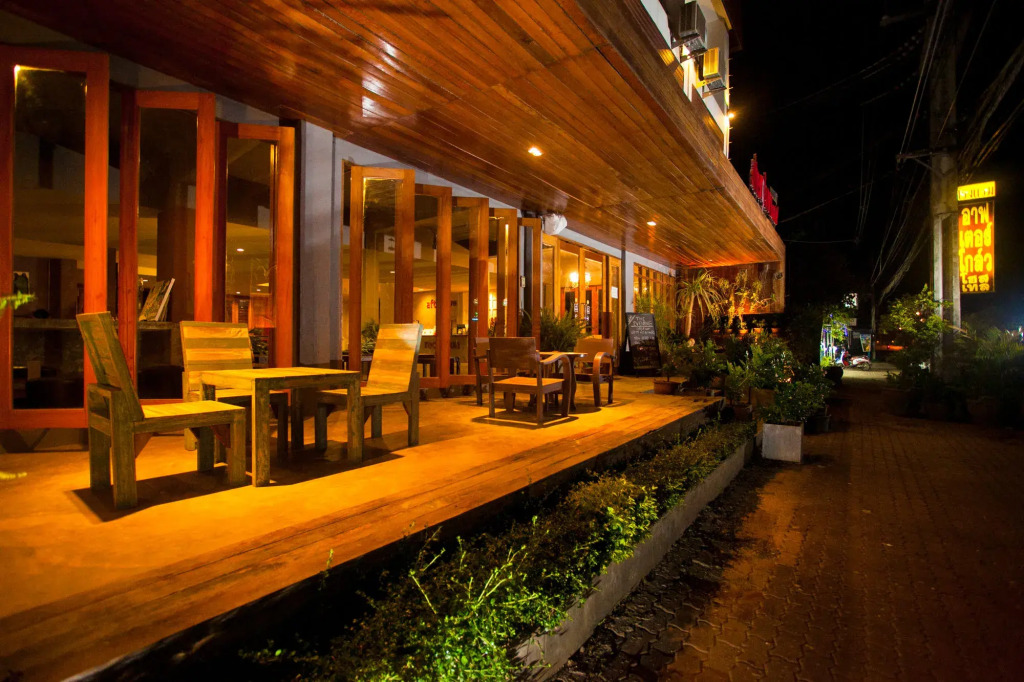 Afterglow hostel