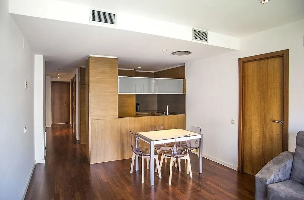 Aspasios Diagonal Art Apartments