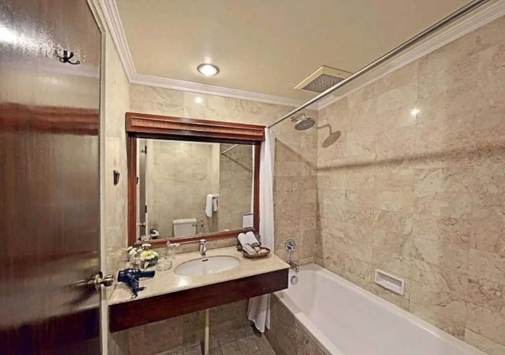 Grand Whiz Hotel Trawas Mojokerto