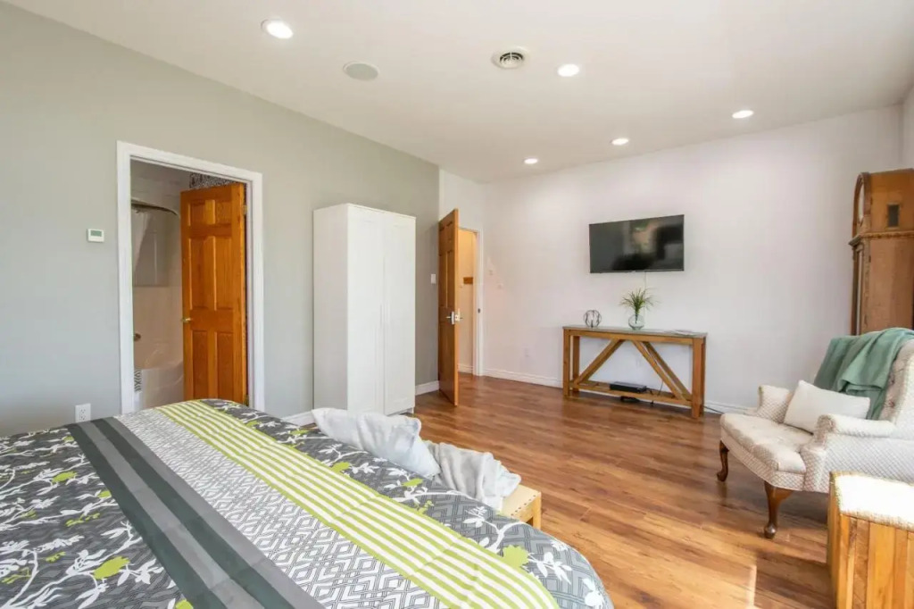 Worthington Place Ocean Side