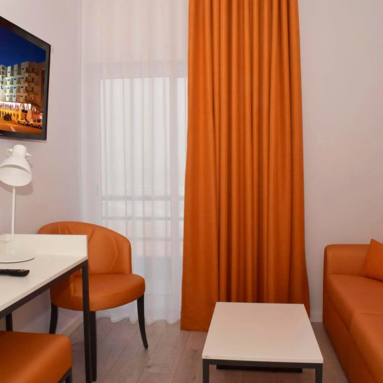 THE FOZ Beach Hotel