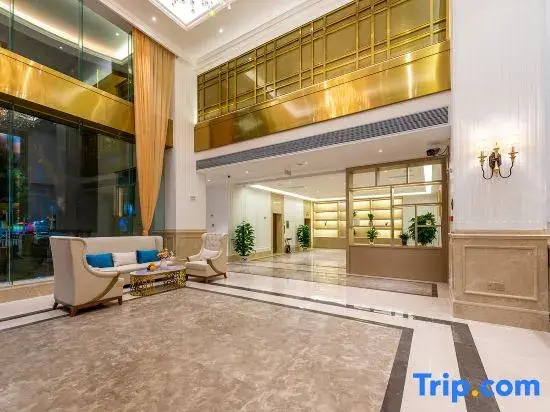 Vienna Hotel (Qingyuan Shunying Times Square City Hall Branch)