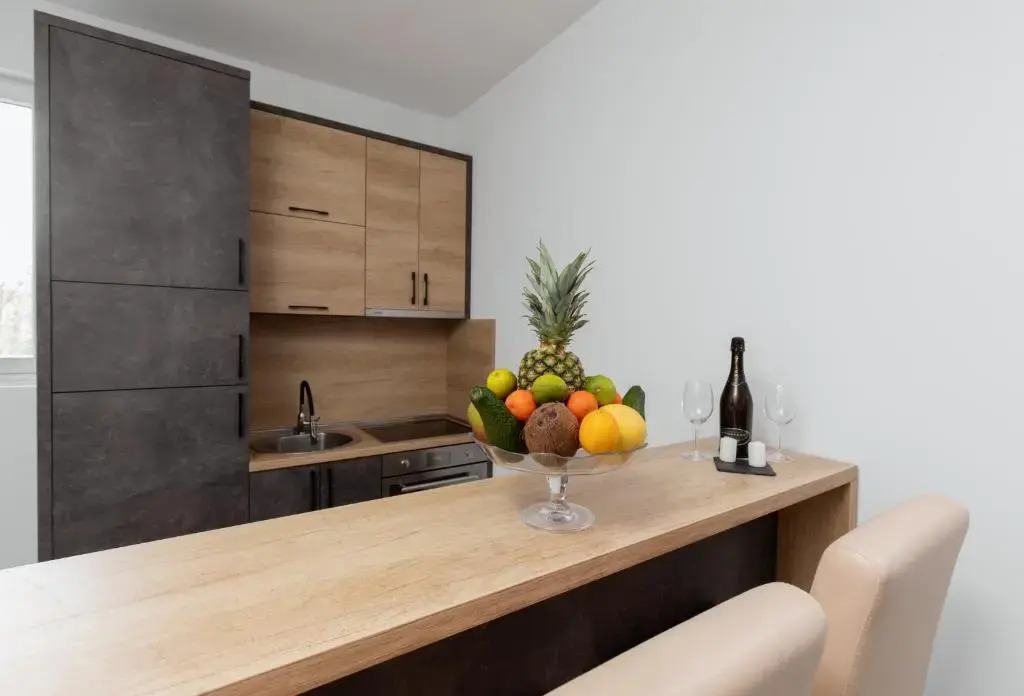 Tramonto Apartments