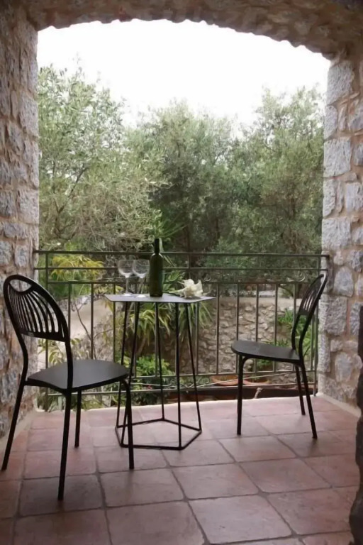 Trapela Areopolis, Boutique Hotel