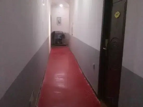 Lipu Yihua Hotel