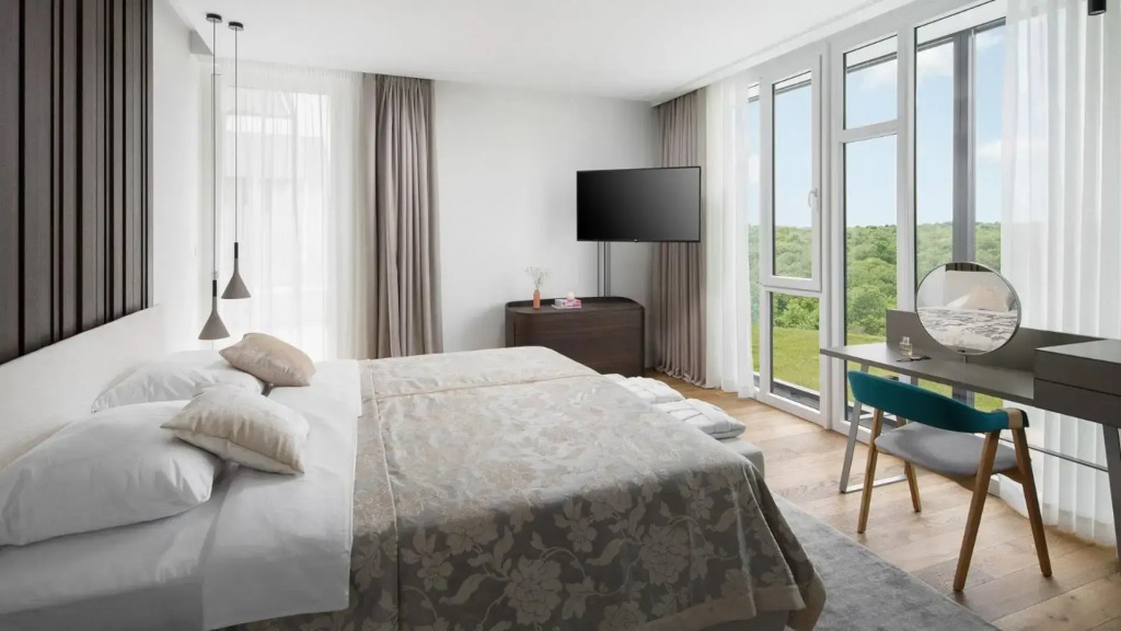 Villa Noble 2 by Villas Holiday