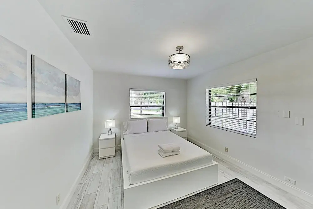 1959se3r 1 Bedroom Apts