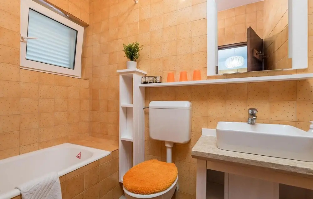 Awesome Apartment in Supetarska Draga With Wifi and 2 Bedrooms