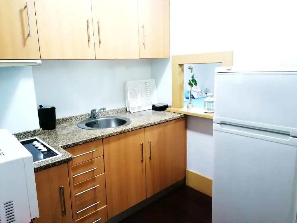 4-As Center Apartments