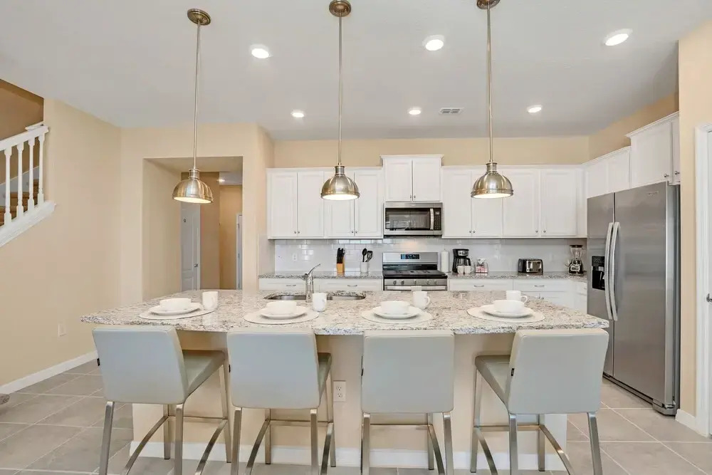 7561 Oak Spring Lane