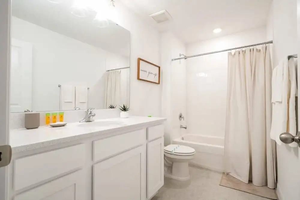 Cozy 3Bd Close to Disney Enclave 1021