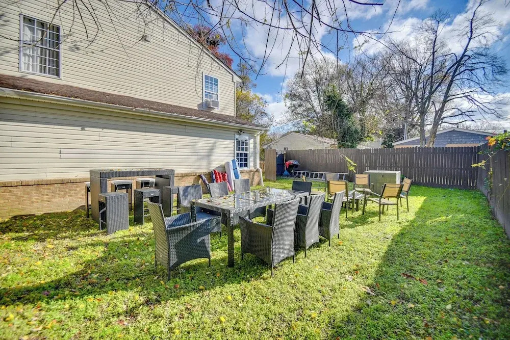 Explore & Relax! Norfolk Duplex < 1 Mi to Beach